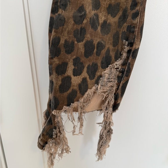 R13 Kick Jeans in Leopard - Picture 9 of 14